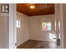 10714 92 Street, Peace River, AB T8S1R1 Photo 33