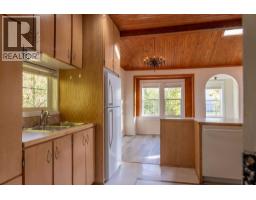 10714 92 Street, Peace River, AB T8S1R1 Photo 22