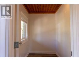 10714 92 Street, Peace River, AB T8S1R1 Photo 34