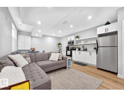 9320 71 Av Nw Nw, Edmonton, AB T6E0K8 Photo 42