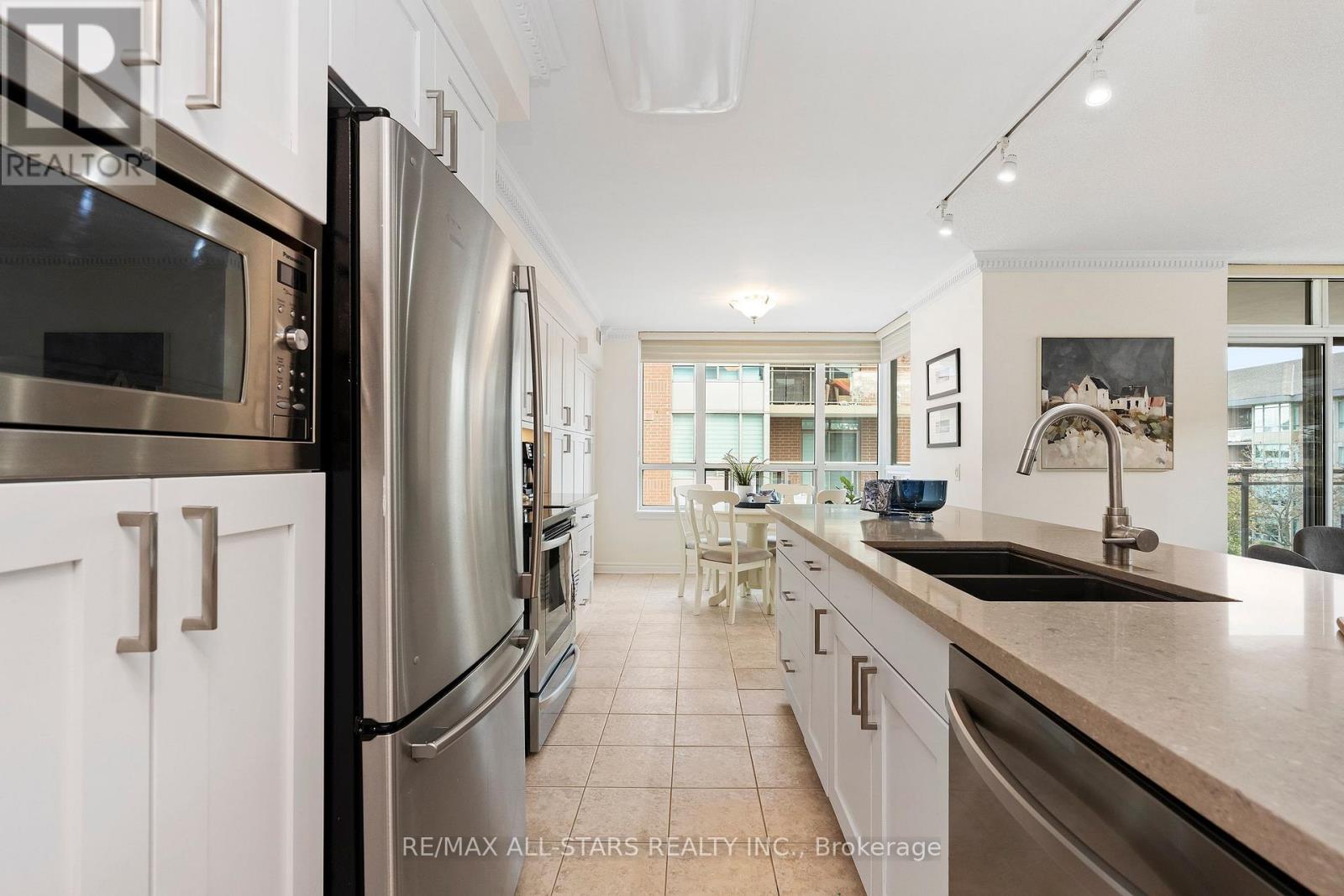 312- 50 The Boardwalk Way, Markham, ON photo 2