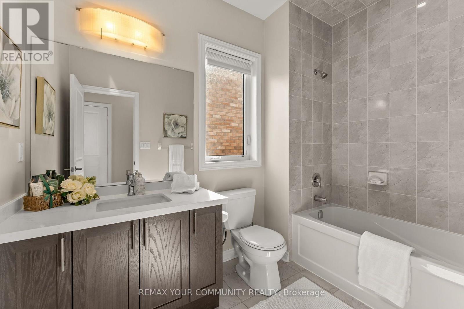150 Inverness Way, Bradford West Gwillimbury, ON photo 33
