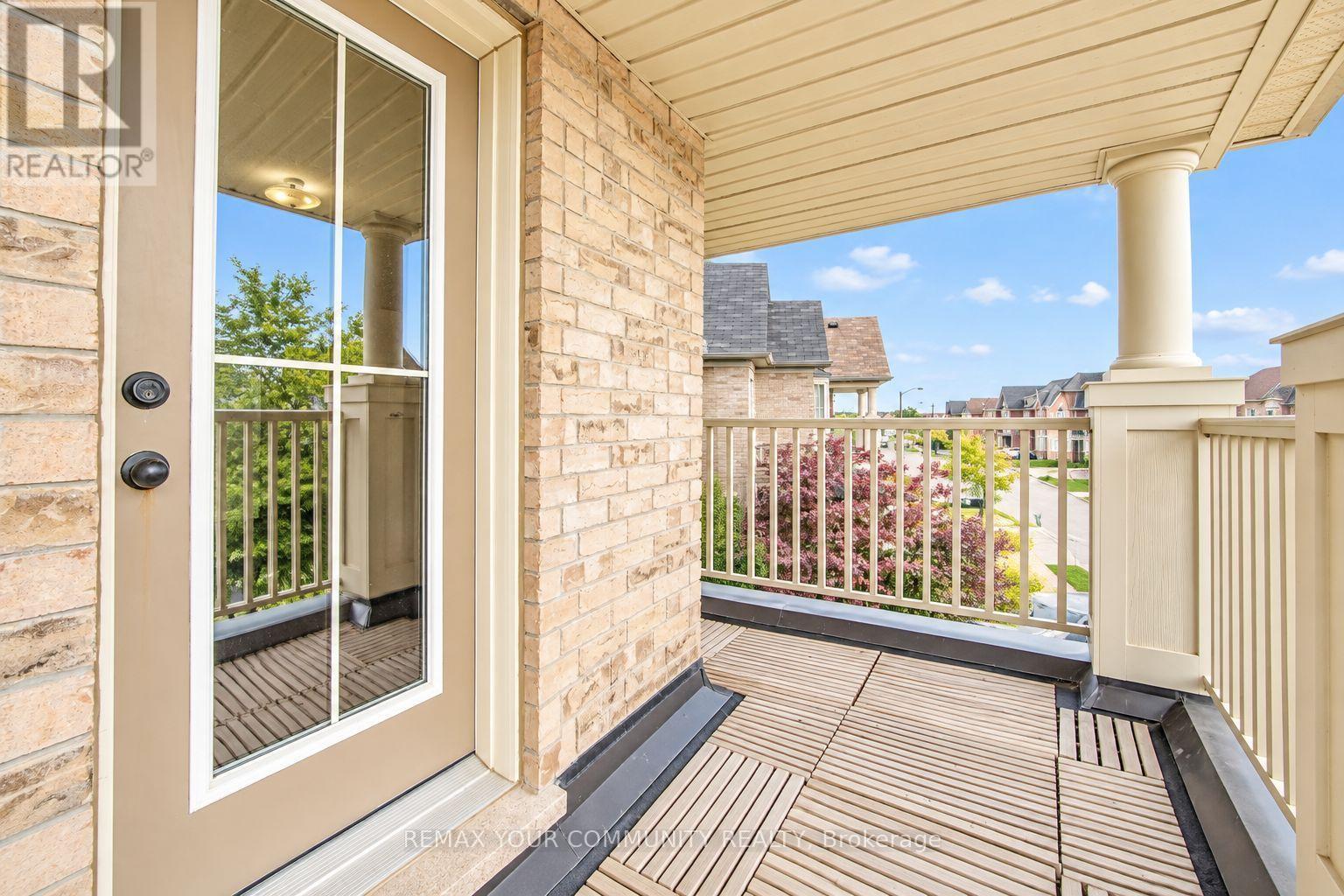 131 KILLINGTON Avenue, Vaughan, ON photo 42
