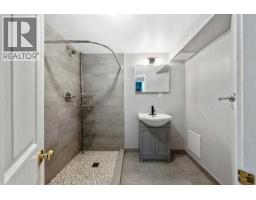 218A Allan Crescent SE - photo 24