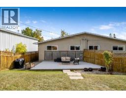 218A Allan Crescent SE - photo 32