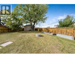 218A Allan Crescent SE - photo 33