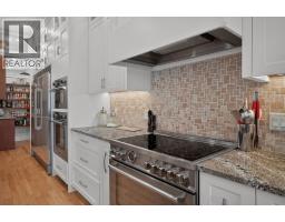 1640 16 Street SE - photo 12