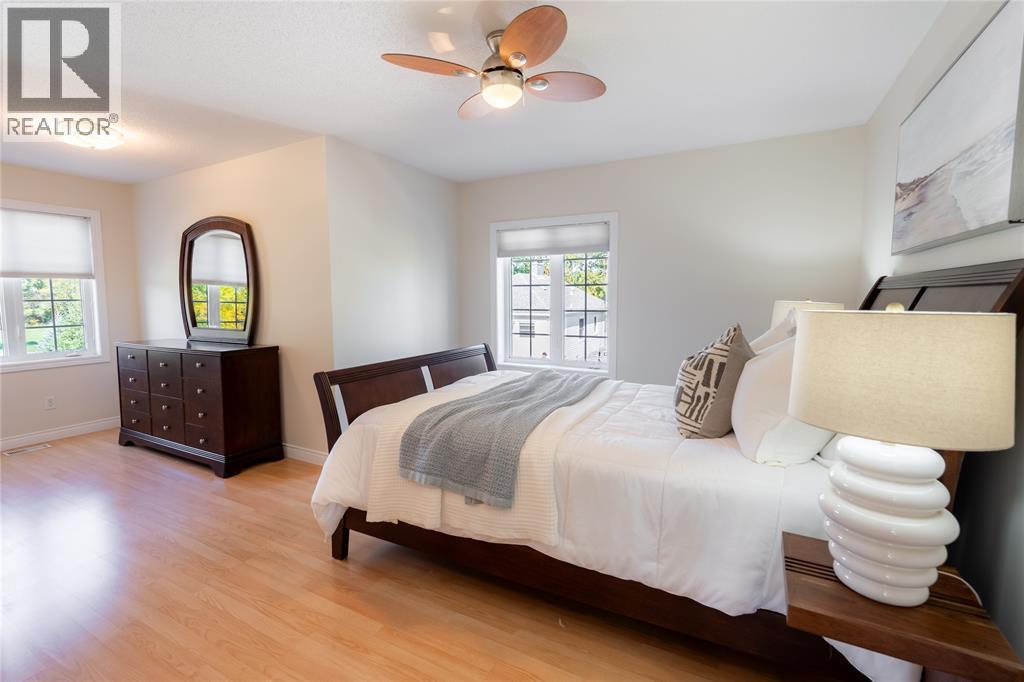 900 ST CLAIR PARKWAY - Image 29
