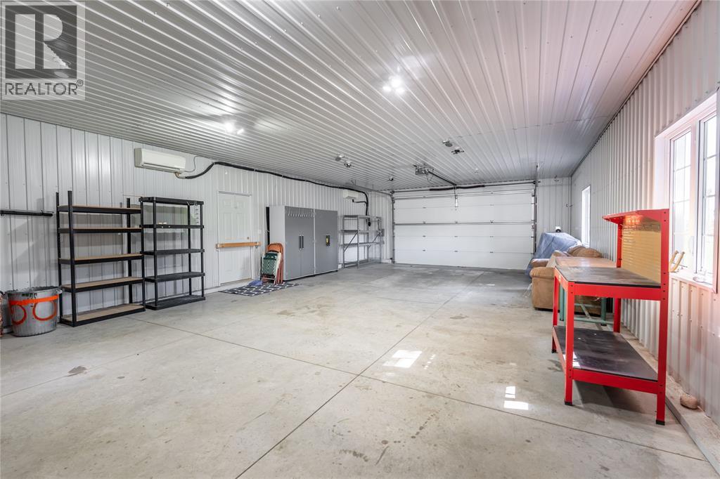 900 ST CLAIR PARKWAY - 34