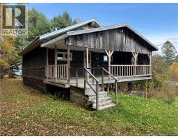2109 West River Road, photo 2