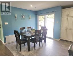 306 Veteran Street, photo 14