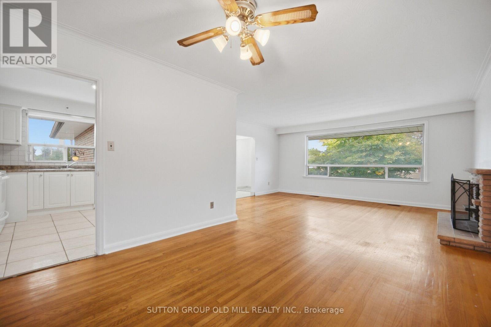 55 Sun Row Drive, Toronto, ON photo 11