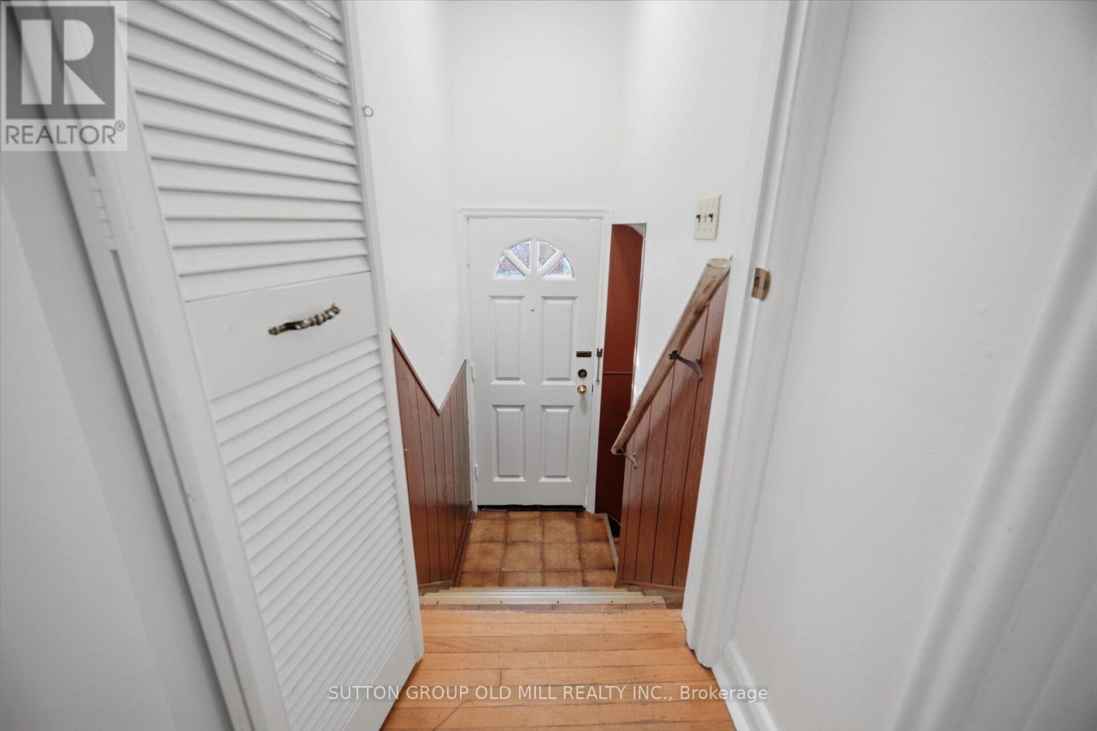 55 SUN ROW DRIVE - 19