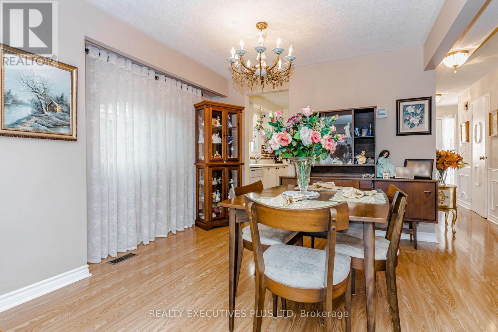15 MANGROVE ROAD - 14