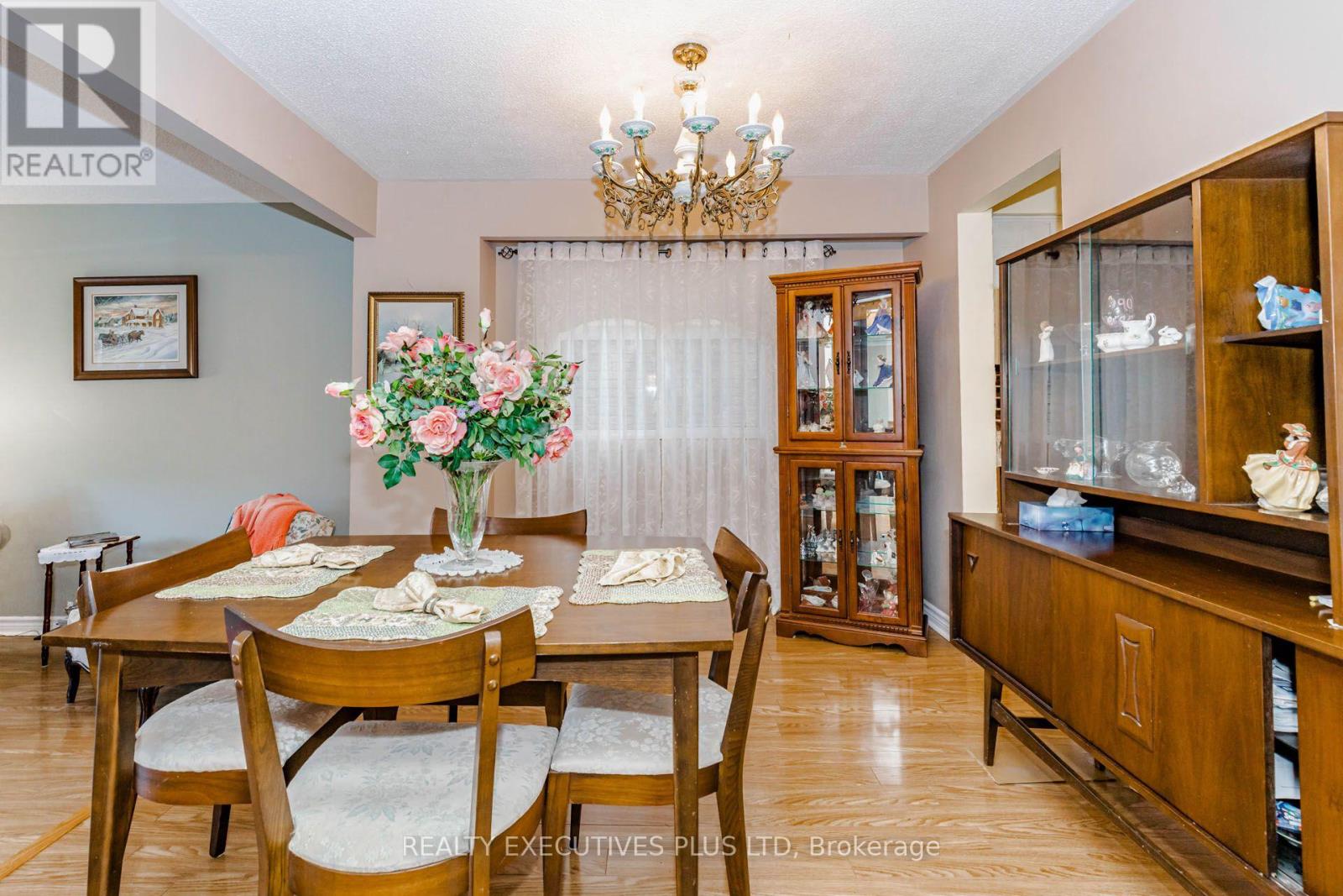 15 Mangrove Road, Brampton, ON photo 15