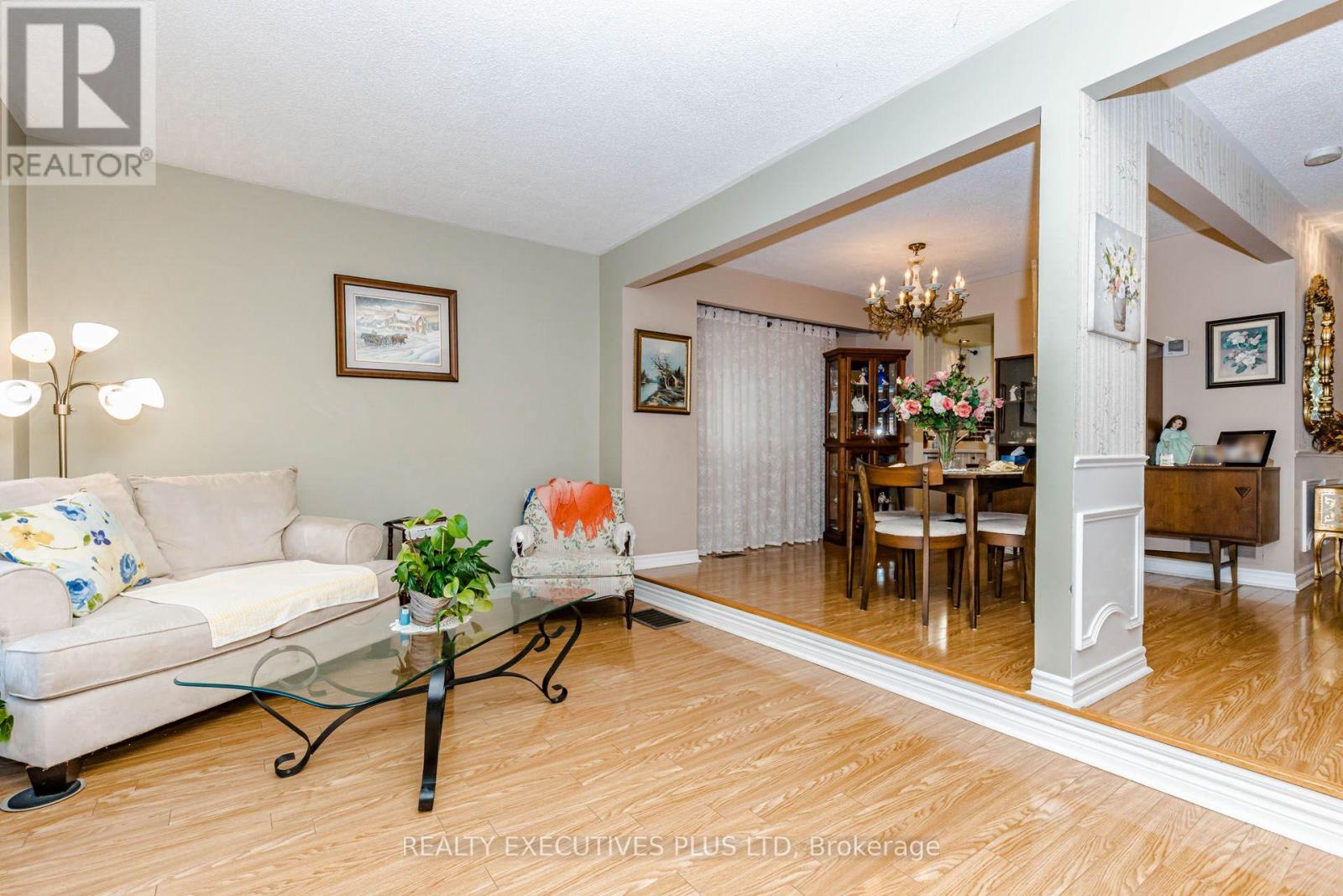 15 Mangrove Road, Brampton, ON photo 19