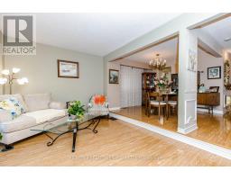 15 Mangrove Road, Brampton, ON L6S3X9 Photo 19