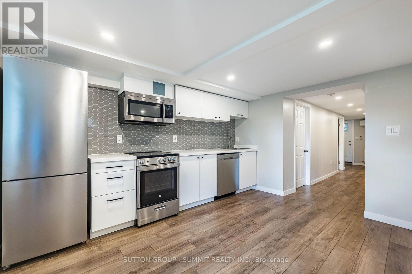 32 Ellis Avenue — photo 21