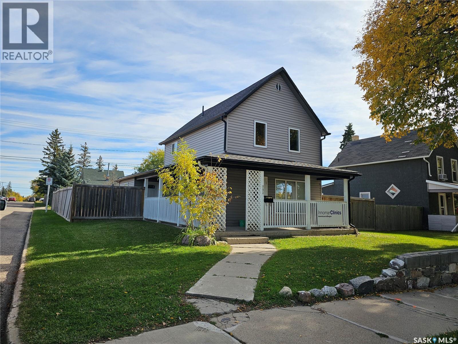 992 106th STREET, North Battleford