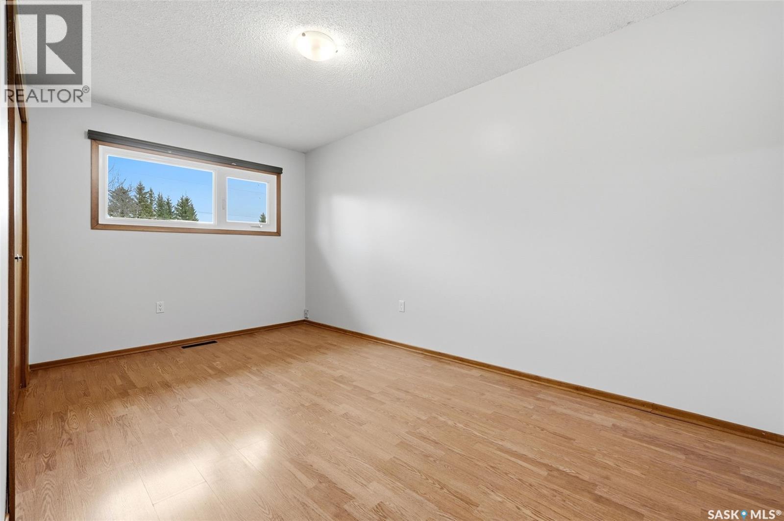 305 1st AVENUE NW, Ituna — photo 16