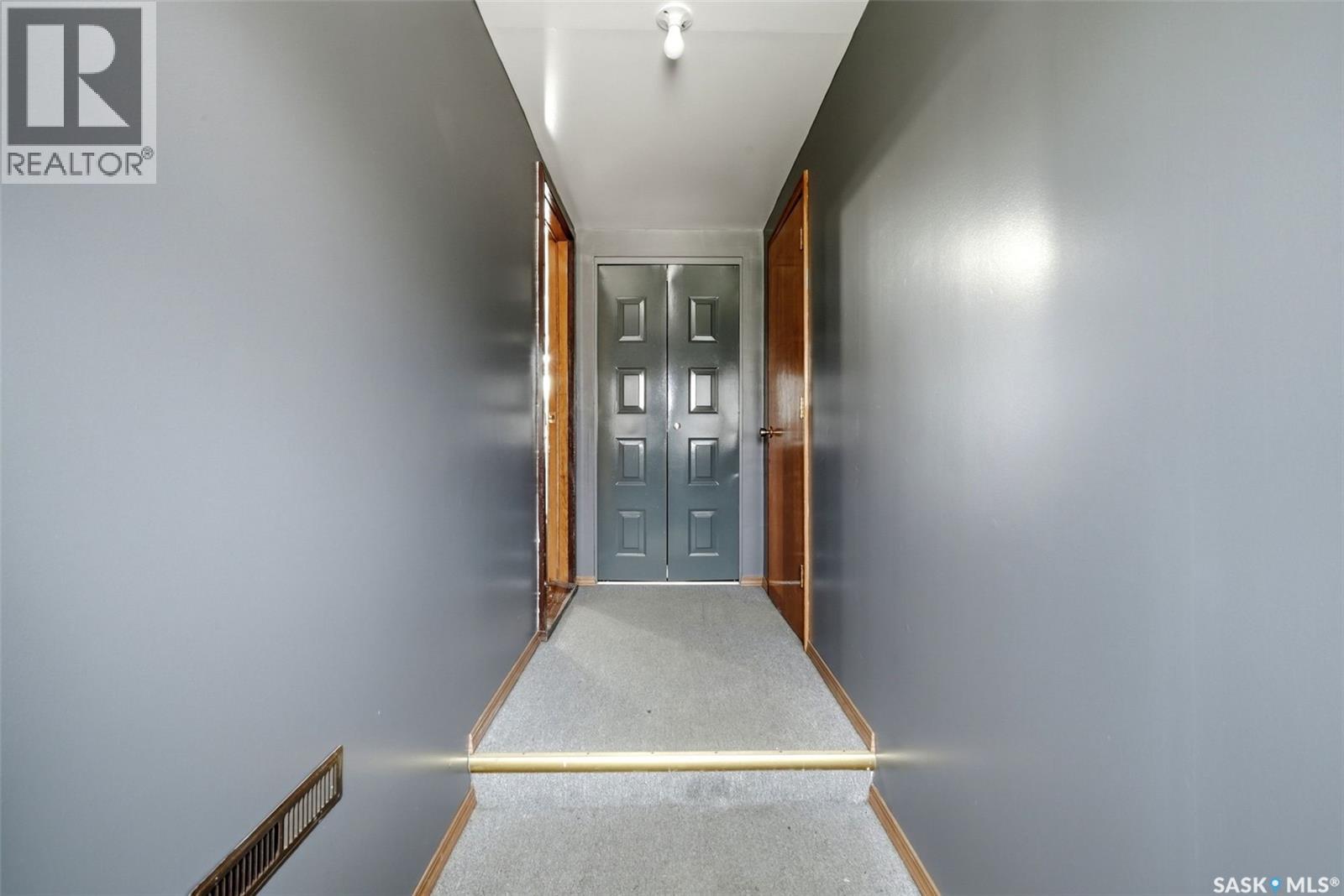 305 1st AVENUE NW - 28