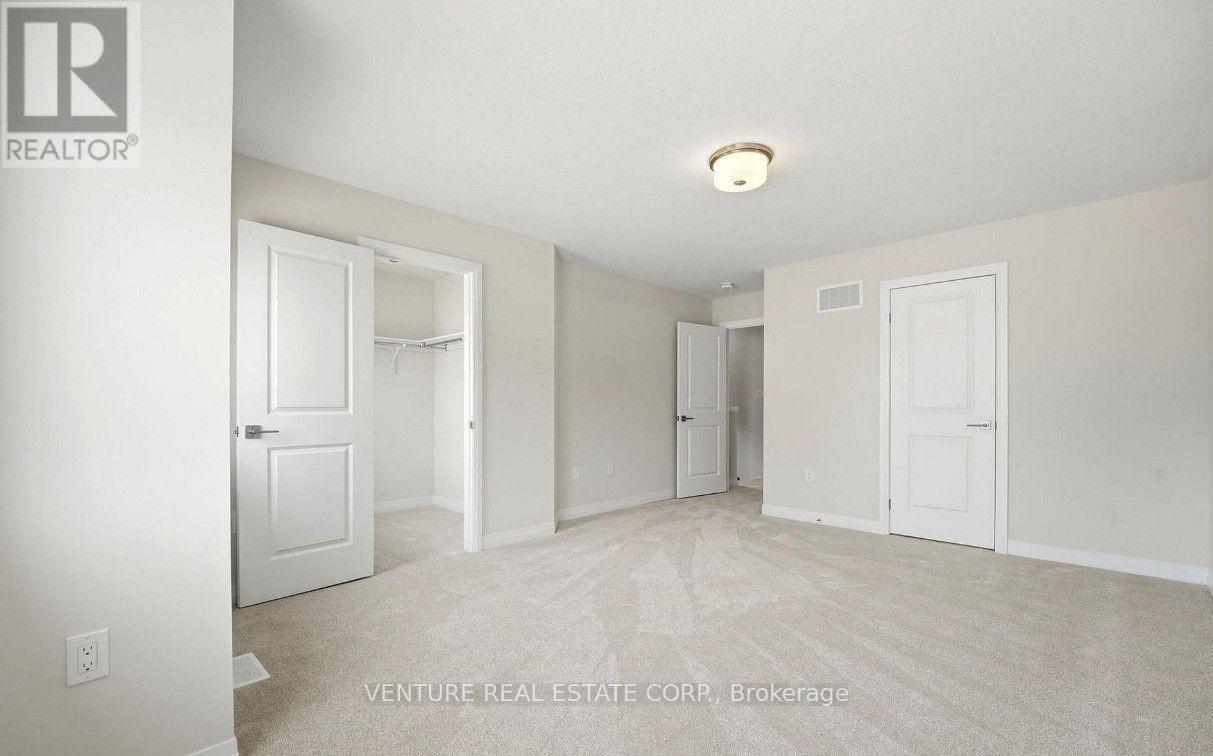660 Colborne Street West — photo 13