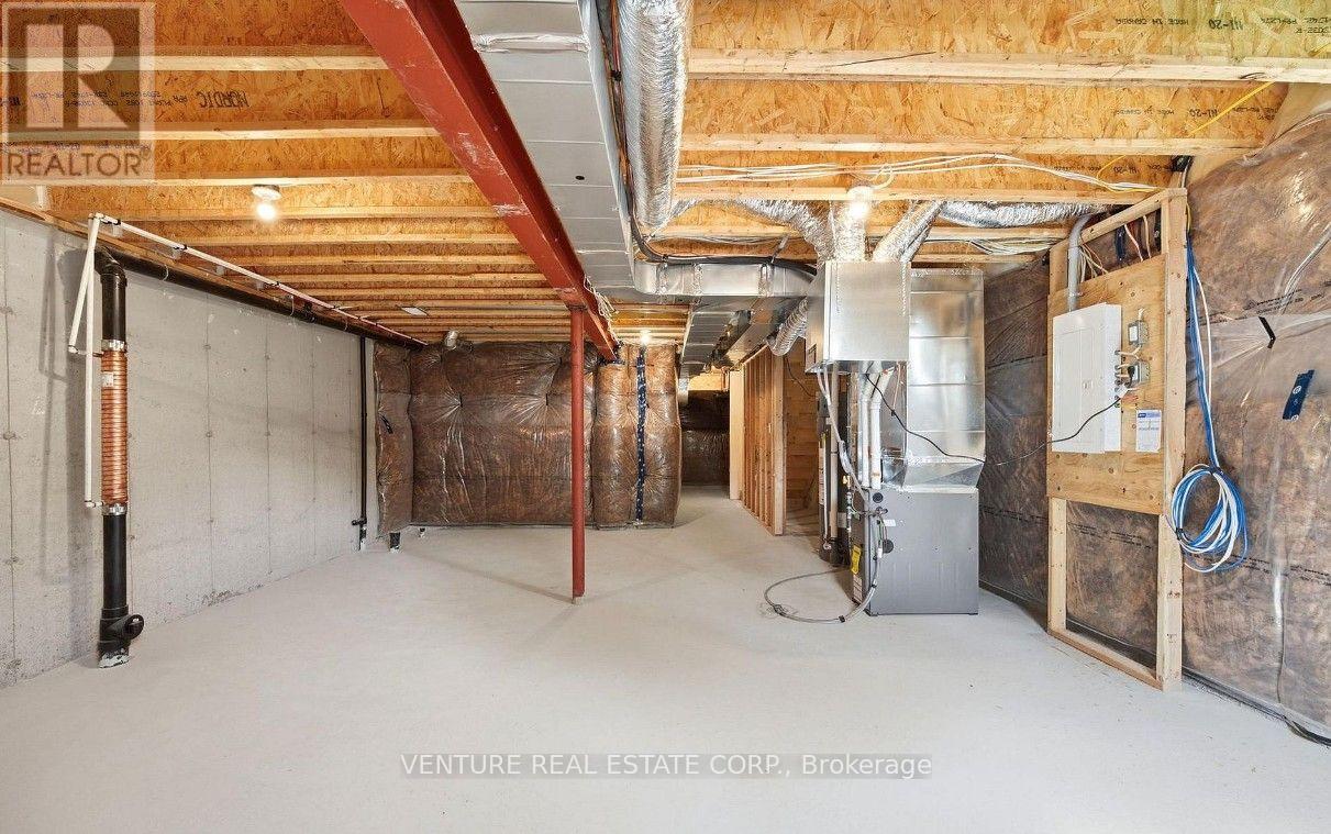 660 Colborne Street West — photo 20