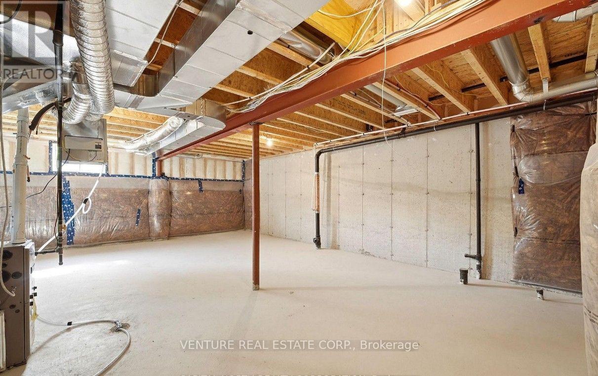660 Colborne Street West — photo 21