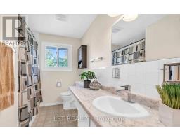 Upper - 240 Ingleside Place, Kitchener, ON N2M2H2 Photo 11