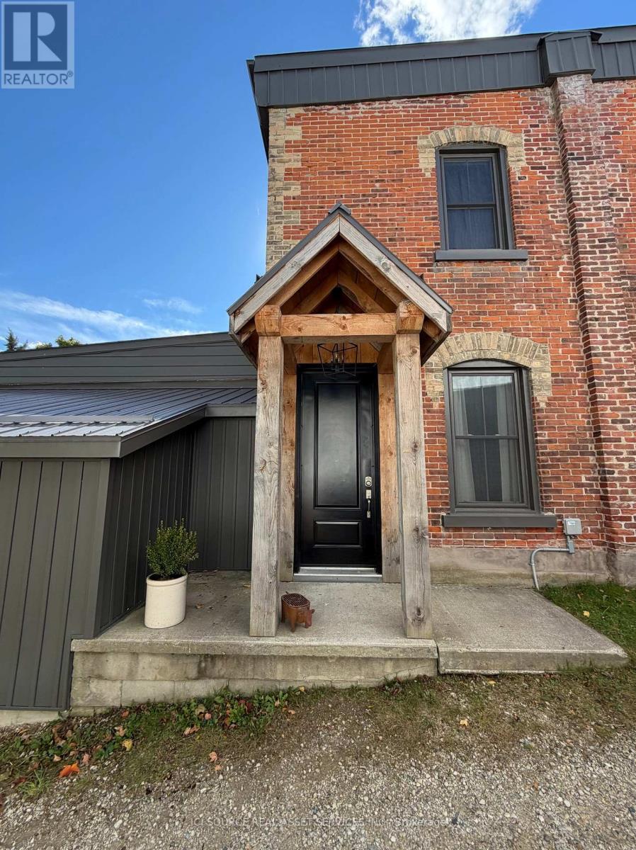 27 ARTHUR STREET W - 3