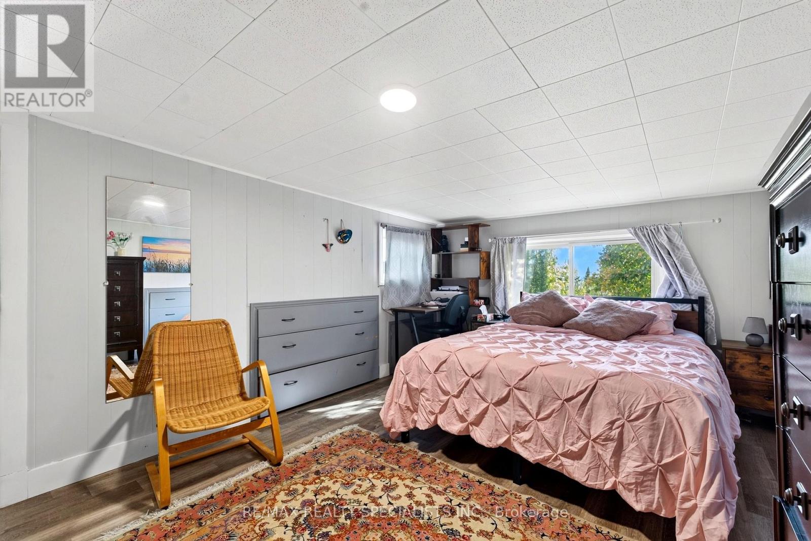 339520 Presqu'ile Road, Georgian Bluffs, ON photo 42
