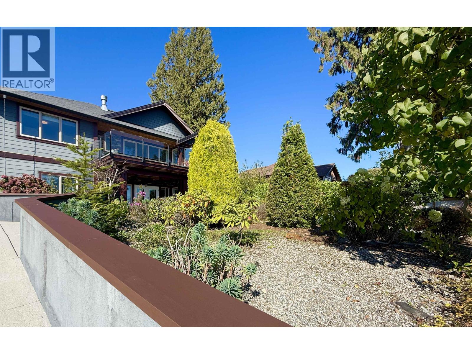 496 SPYGLASS PLACE, Gibsons - Image 1