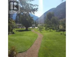4354 Highway 3 Unit# 70, Keremeos, BC V0X1N1 Photo 24
