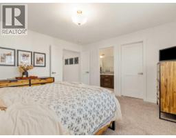 279 Northlander Bend W - photo 17