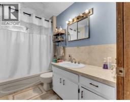 10 3 Street Se, Redcliff, AB T0J2P0 Photo 17