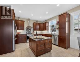  2478 Stone Grove Crescent, West Kelowna