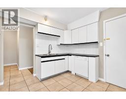 948 31 Avenue NW - photo 34