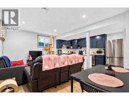 948 31 Avenue NW - photo 23