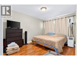 948 31 Avenue NW - photo 17