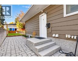 948 31 Avenue NW - photo 18