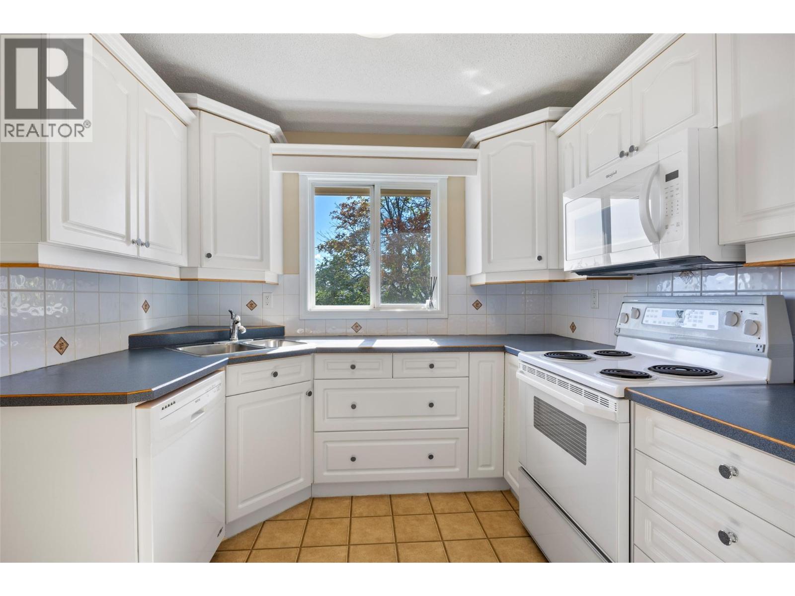 1145 Linthorpe Road - 11