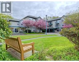316 1485 Garnet Rd, Saanich, BC V8P5T5 Photo 23