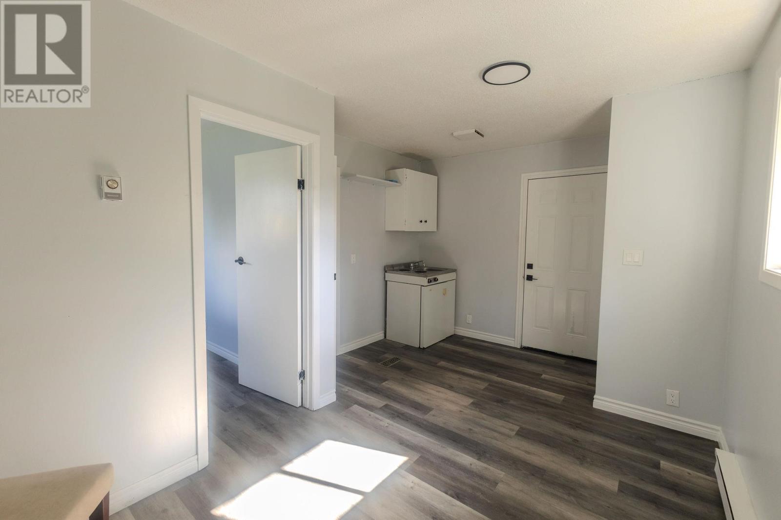 791 Second Lin W — photo 30