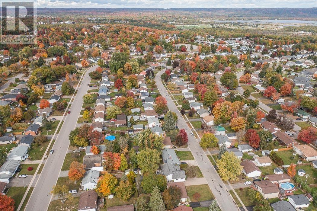 73 Promenade DR - Image 34
