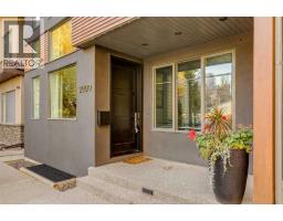 2009 40 Avenue SW - photo 3