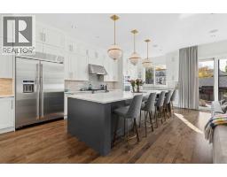 2009 40 Avenue SW - photo 8