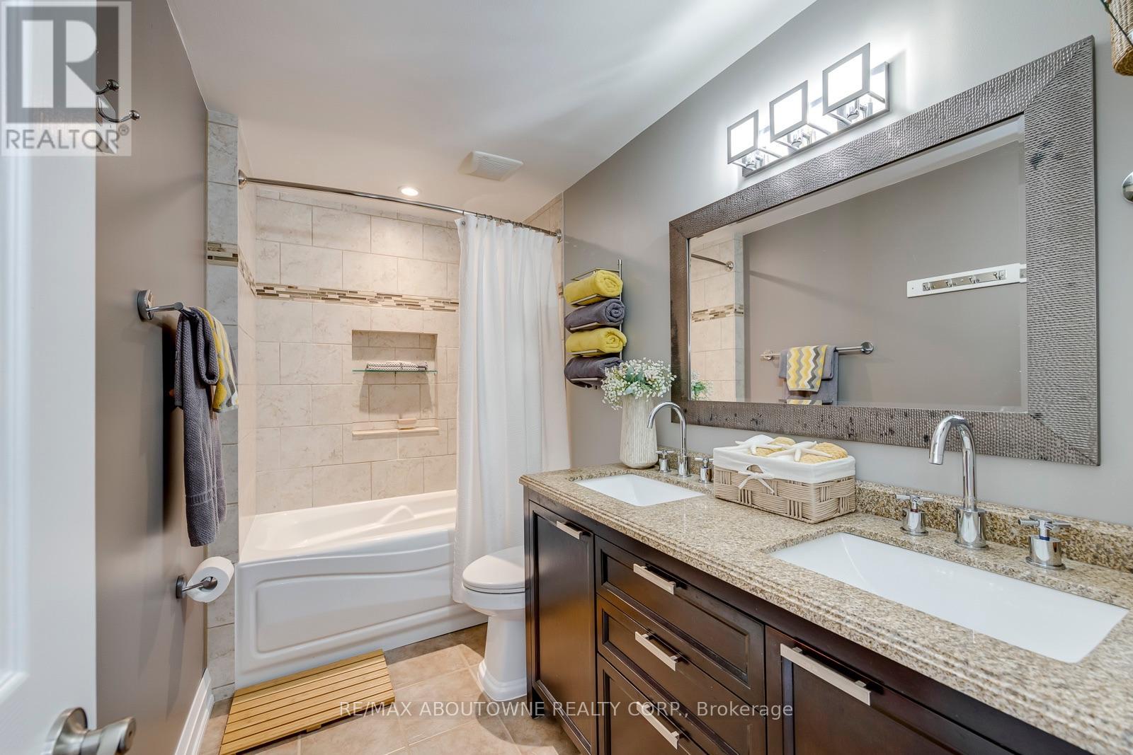 1198 Potters Wheel Crescent — photo 27