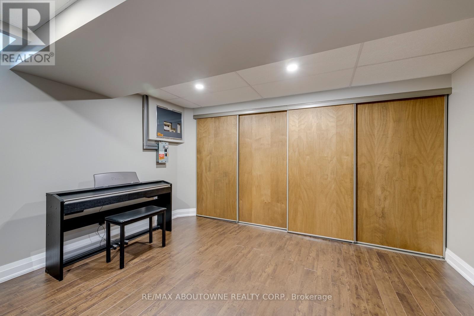 1198 Potters Wheel Crescent — photo 38