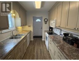 24 Mcquarrie Pl, Elliot Lake, ON P5A3C1 Photo 17