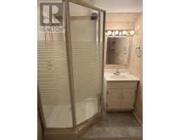 24 Mcquarrie Pl, Elliot Lake, ON P5A3C1 Photo 40